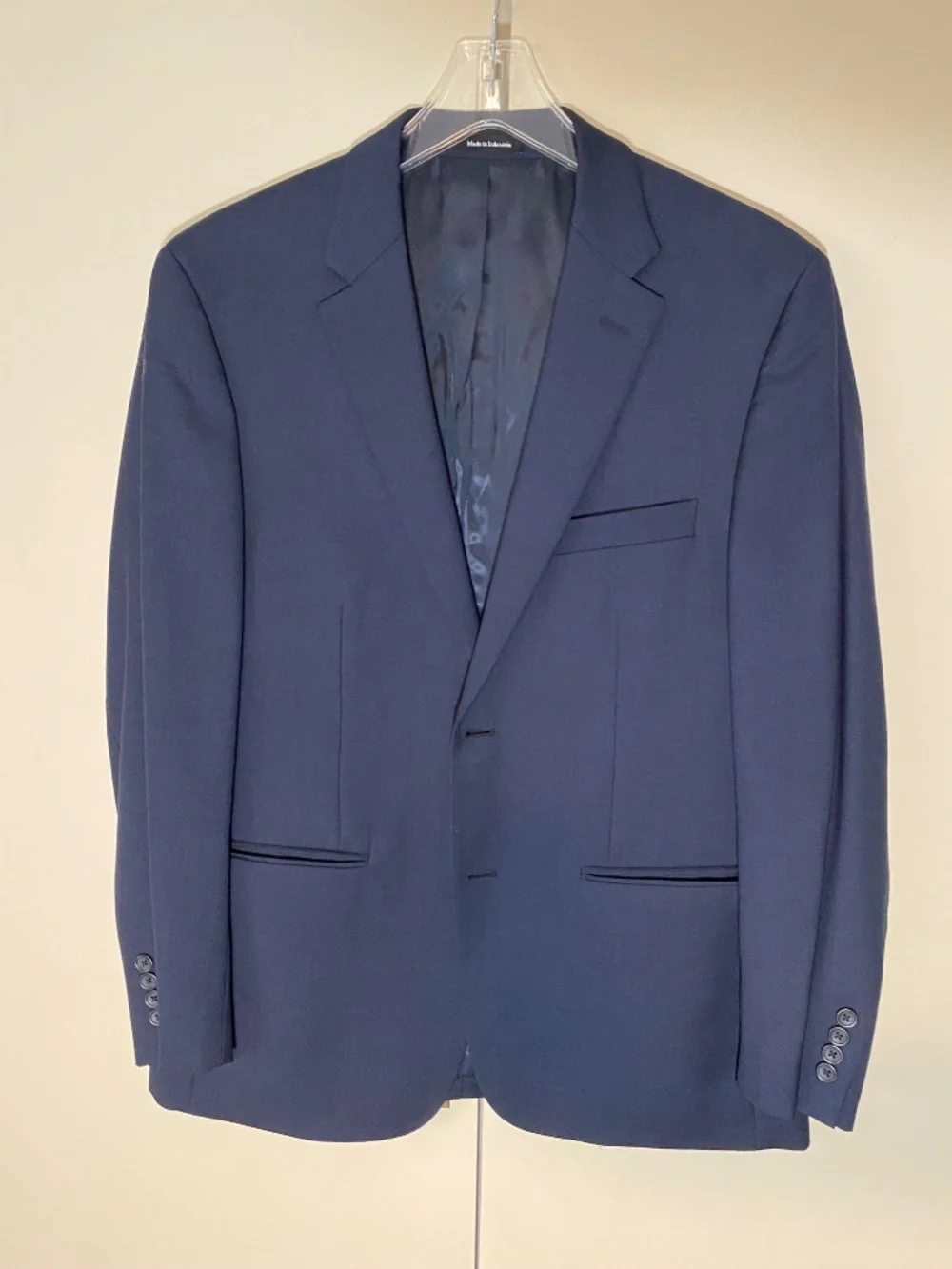 Men’s Navy Classic 2‑Piece Suit (40R, 34x30)